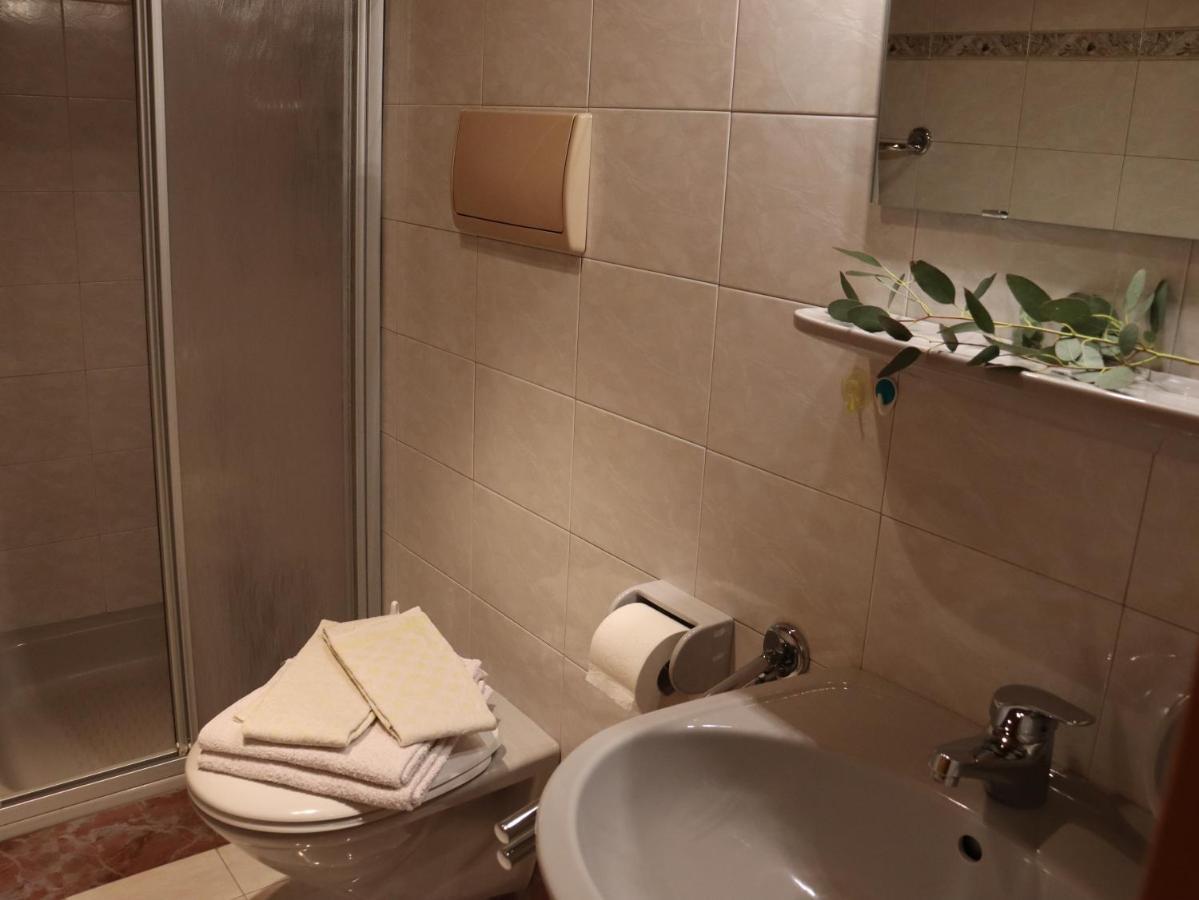 Portnerhof Auf Oberkirn Apartment Schenna Luaran gambar